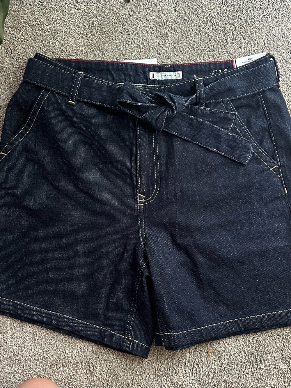 Tommy Hilfiger NWT Women’s Dark Indigo High-Waist Tie-Belt Denim Shorts Size 10
